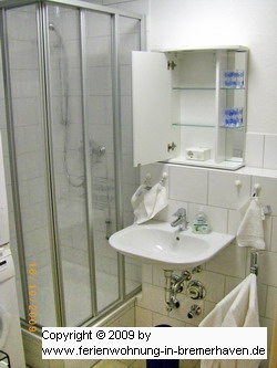 Badezimmer in der Nordsee-Ferienwohnung in Bremerhaven - www.ferienwohnung-in-bremerhaven.de